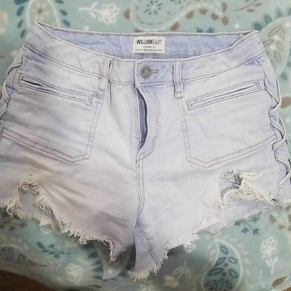 Denim distressed midwaist shirts